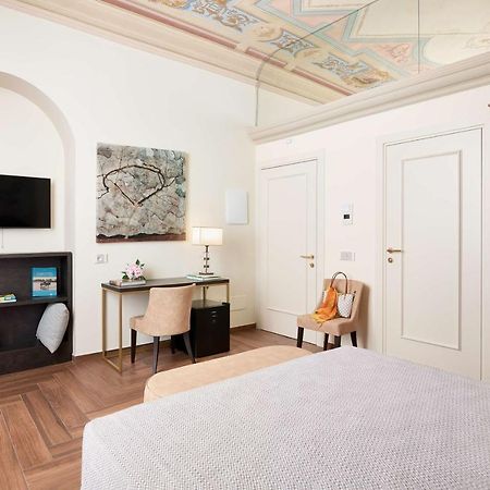 Residenza Mondragone Acomodação com café da manhã Florença Exterior foto