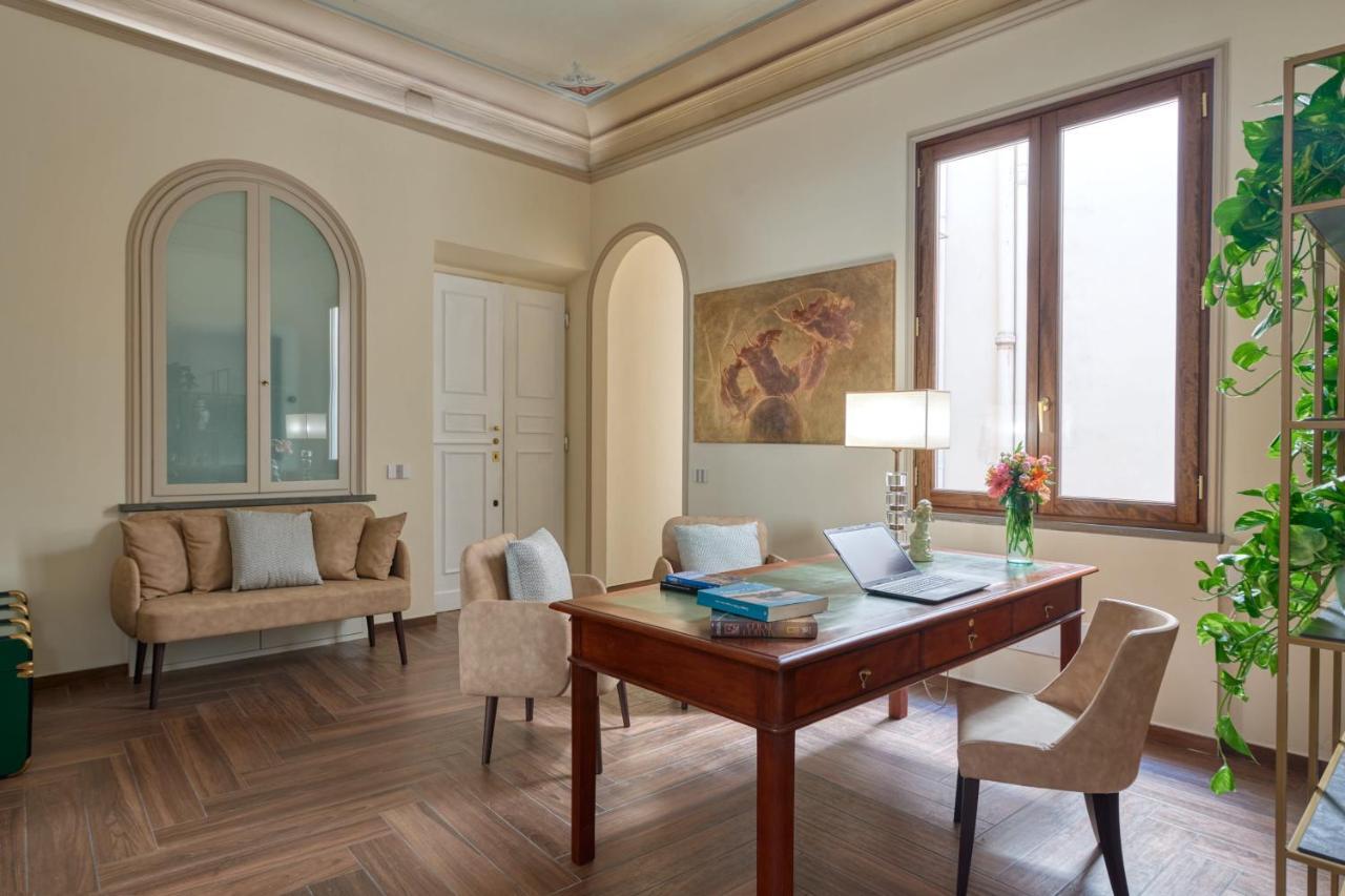 Residenza Mondragone Acomodação com café da manhã Florença Exterior foto